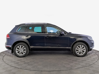 фото Volkswagen Touareg II 2016