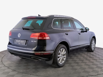 фото Volkswagen Touareg II 2016