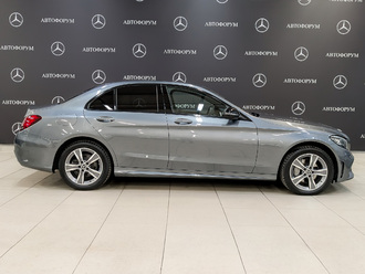 фото Mercedes-Benz C (W/S205) 2018