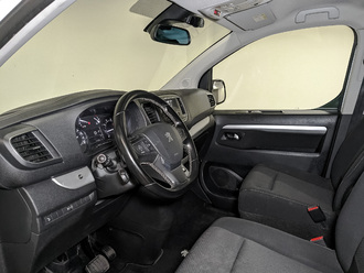 Фото Peugeot Traveller с пробегом