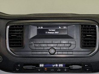Фото Peugeot Traveller с пробегом