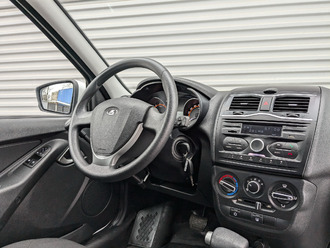 Фото Lada Granta с пробегом