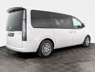фото Hyundai Staria 2022