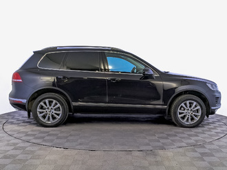 фото Volkswagen Touareg II 2017