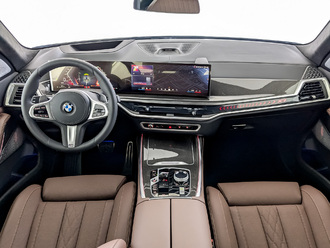 фото BMW X7 (G07) 2025