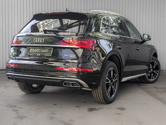 фото Audi Q5 (B9) 2023