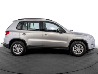фото Volkswagen Tiguan I 2011
