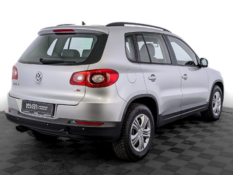 фото Volkswagen Tiguan I 2011