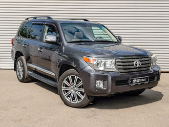 фото Toyota Land Cruiser 200 2013