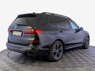 фото BMW X7 (G07) 2021