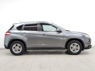 фото Peugeot 4008 2012