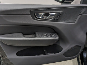 фото Volvo XC60 2021 с пробегом