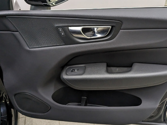 фото Volvo XC60 2021 с пробегом