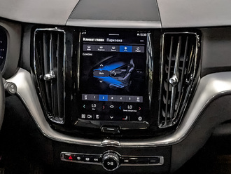 фото Volvo XC60 2021 с пробегом
