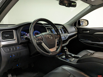 Фото Toyota Highlander с пробегом