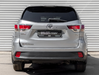 Toyota Highlander с пробегом в автосалоне Форис Авто