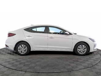 фото Hyundai Elantra VI 2019