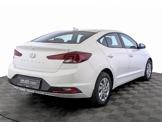 фото Hyundai Elantra VI 2019