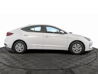 фото Hyundai Elantra VI 2019