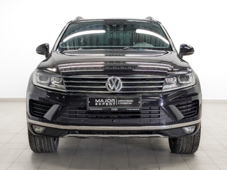 фото Volkswagen Touareg II 2018