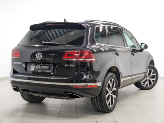 фото Volkswagen Touareg II 2018