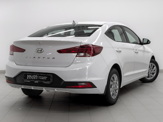 фото Hyundai Elantra VI 2019