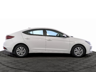 фото Hyundai Elantra VI 2019