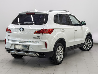 фото FAW Besturn X40 2021