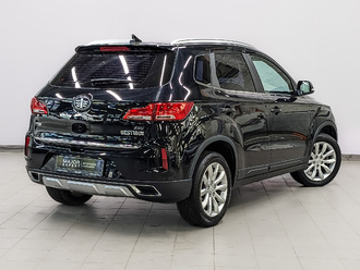 фото FAW Besturn X40 2021
