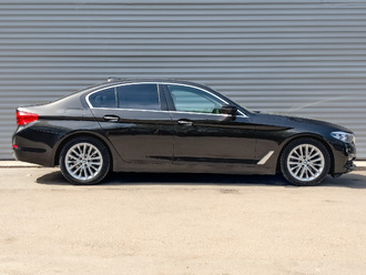 фото BMW 5 (G30/F90) 2018