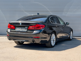 фото BMW 5 (G30/F90) 2018