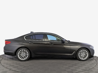 фото BMW 5 (G30/F90) 2018