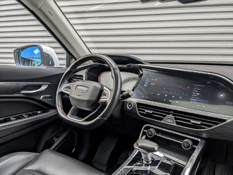 Фото Geely Tugella с пробегом
