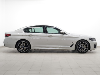 фото BMW 5 (G30/F90) 2020