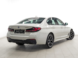 фото BMW 5 (G30/F90) 2020