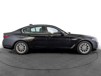 фото BMW 5 (G30/F90) 2020