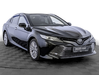 фото Toyota Camry VIII 2020