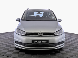 фото Volkswagen Touran II 2016