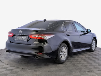 фото Toyota Camry VIII 2019