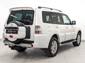 фото Mitsubishi Pajero IV 2013