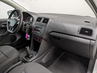 фото Volkswagen Polo Sedan 2017