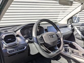 Фото Geely Coolray с пробегом