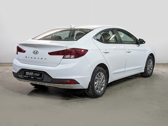 фото Hyundai Elantra VI 2019