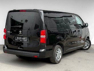 фото Peugeot Traveller 2021