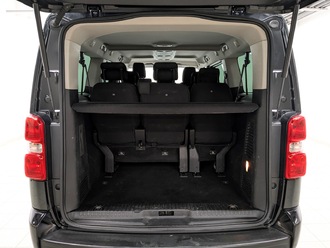 фото Peugeot Traveller 2021