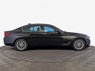 фото BMW 5 (G30/F90) 2018