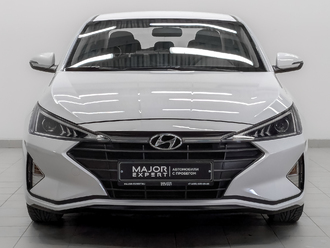 фото Hyundai Elantra VI 2020