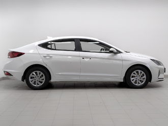 фото Hyundai Elantra VI 2020