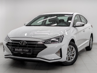 фото Hyundai Elantra VI 2020