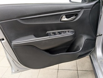фото Kia Rio X 2021